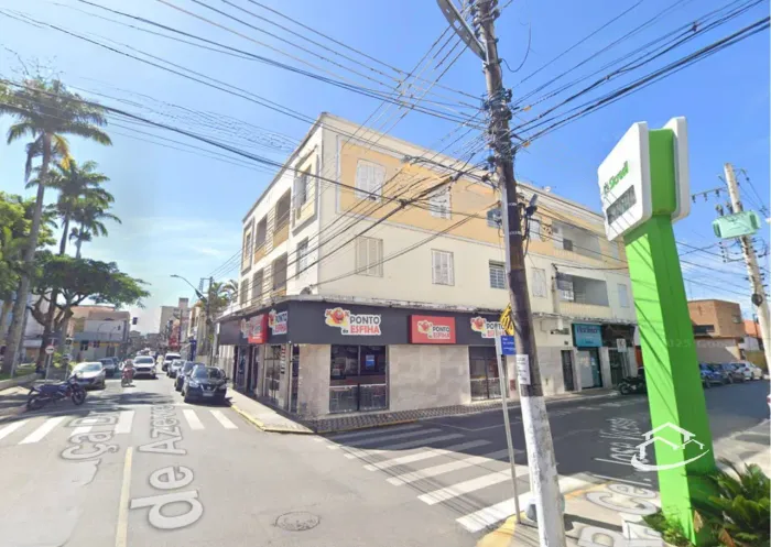 Apartamento na Praça Central de Lorena para Locação