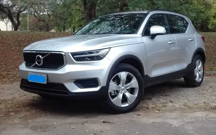 Volvo XC40 T-4 2.0 190cv FWD 2019