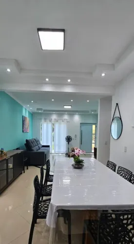 Casa com 3 quartos em condomínio ninho verde 2-Pardinho- São Paulo