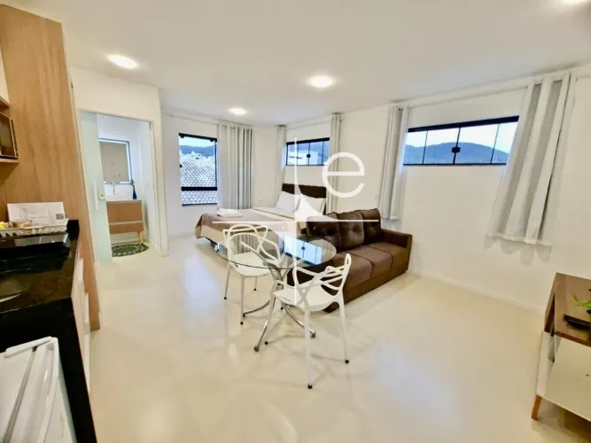 Studio no Córrego Grande