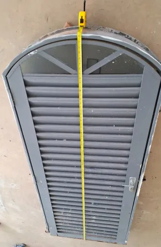 Porta em Aço Estilo Colonial