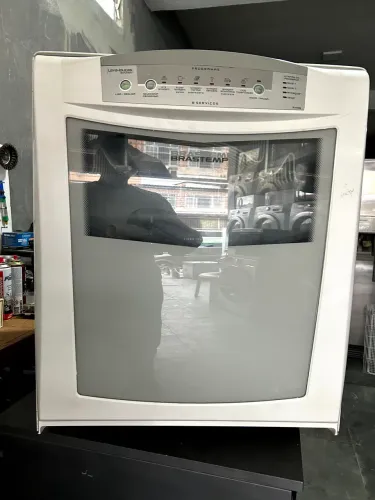 lava louças Brastemp 8 serviço impecável FUNCIONANDO PERFEITAMENTE muito bem conservada