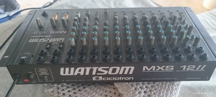 Mesa de Som