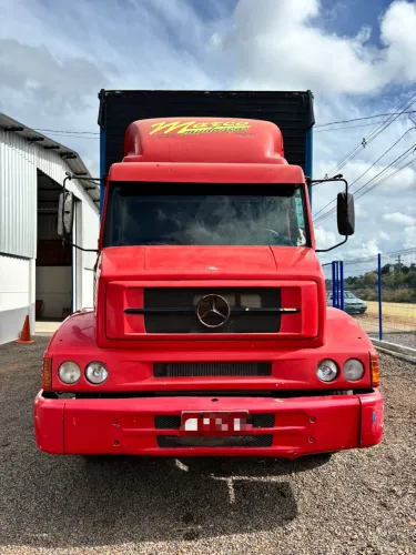 VENDE-SE CAMINHÃO 1318 MERCEDES BENZ