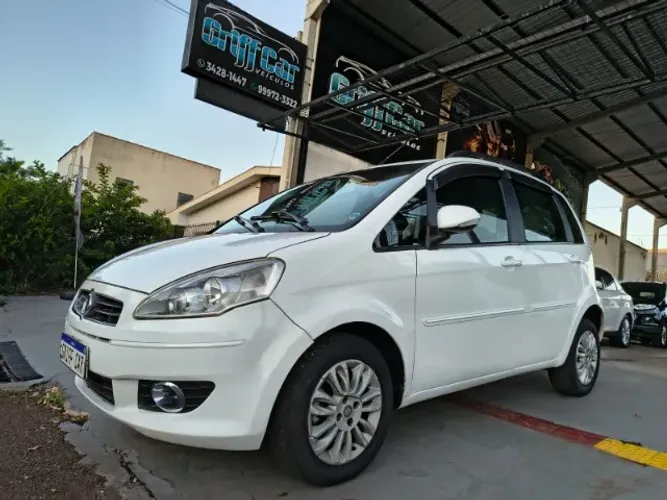 Fiat Idea Attractive 1.4 Fire Flex 8V 5P 2012