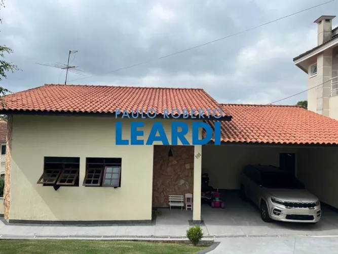 CASA EM CONDOMÍNIO - CONDOMÍNIO ARUJÁ COUNTRY CLUB - SP