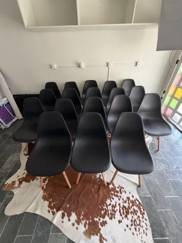 Cadeiras Eames