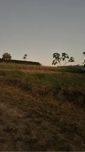 Vendo ou troco terreno na colônia por casa em Guaratinguetá 