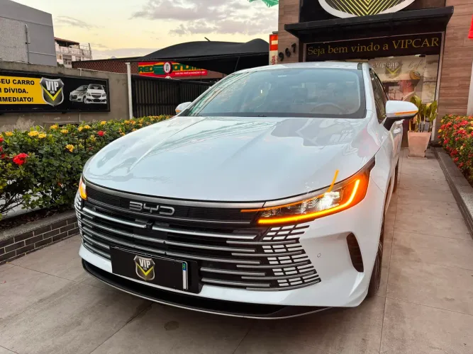 BYD King GL 1.5 16V Híbrido Aut. 2025