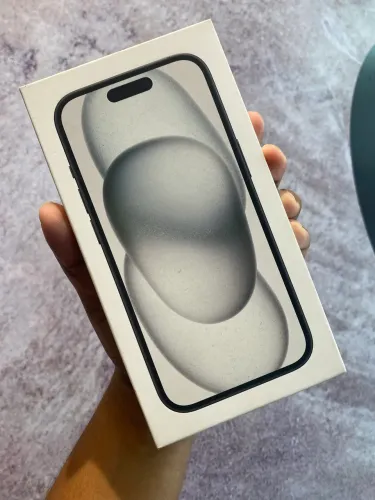 iPhone 15 128GB Preto (Lacrado)