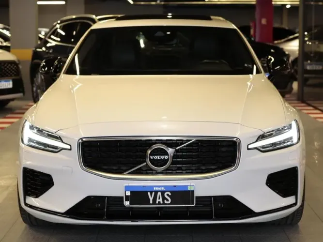 Volvo S60 T-8 R-design 2.0 407cv 4P Híbrido 2020