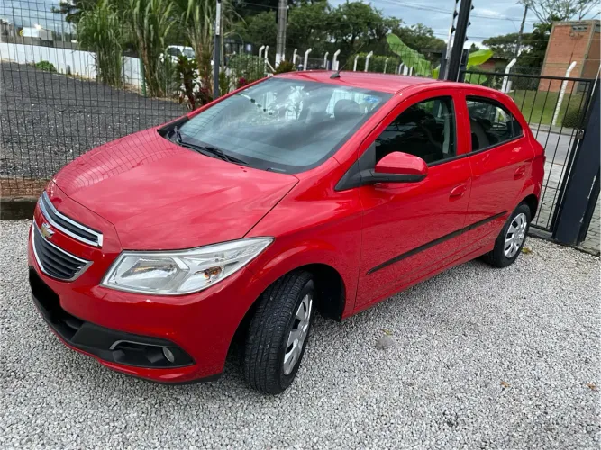 Chevrolet Onix Hatch LT 1.0 8V Flex Power Mec. 4P 2014
