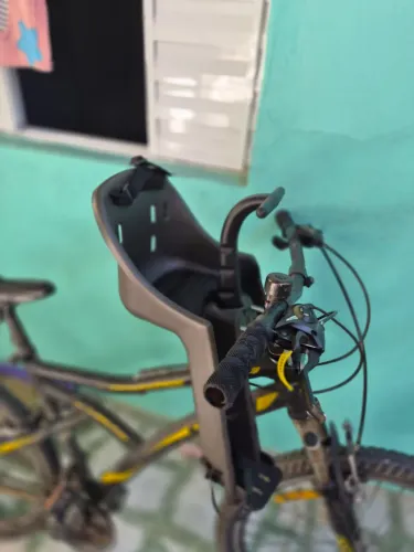 Cadeirinha pra criança de bicicleta
