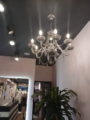 Lustre com 8 Braços com Lâmpadas