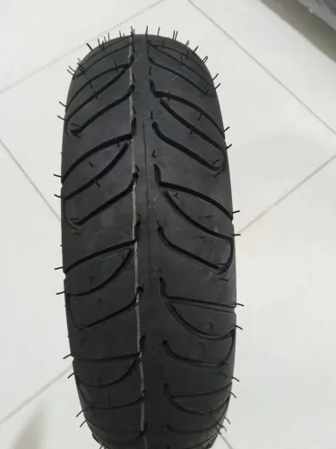 Pneu traseiro NMAX , ADV, PCX 23 a 24, 130/70-13 novo 