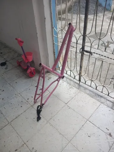 Quadro princesinha aro 26 pra vender barato