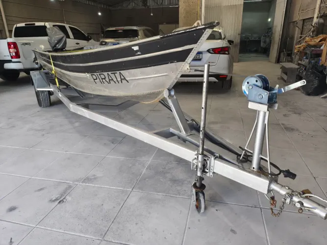 Barco Beira Rio 6 metros