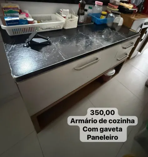 Vendo armário de cozinha com gaveta papeleiro 
