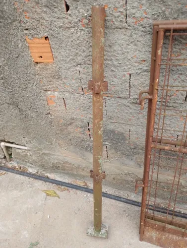 Placas de ferro para dividir espaço e para proteção 