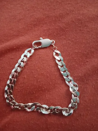 Vende-se pulseira