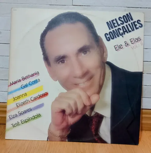 Vinil Nelson GONÇALVES. Ele & Elas. LP