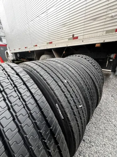 Pneus 295/80r22.5 Reformados Carcaça de Primeira - R$ 1.290 em 10x Sem Juros