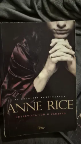 2 livros Anne Rice - Crônicas Vampirescas