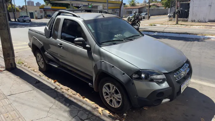 Fiat Strada Adventure 1.8/ 1.8 Locker Flex CE 2011