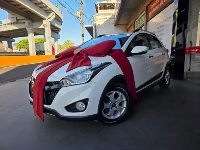 Hyundai HB20X Premium 1.6 Flex 16V Aut. 2014