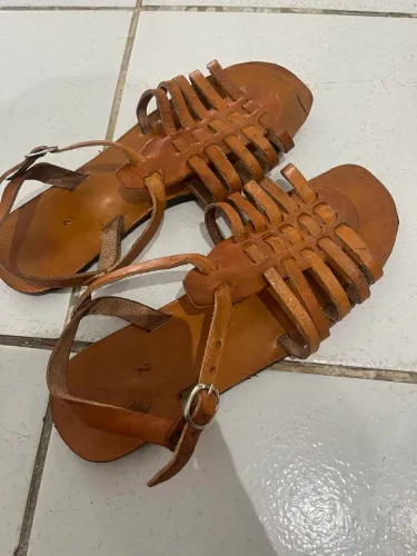 Sandália chinelo percata couro artesanal franciscana