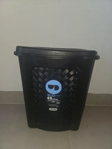 Urgente - Cesto de roupa 45 Litros