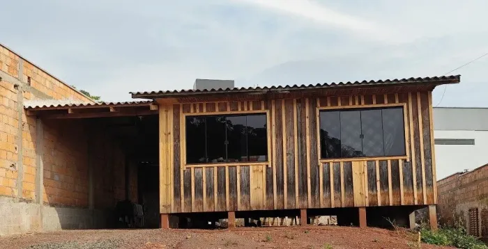 Casa de madeira 