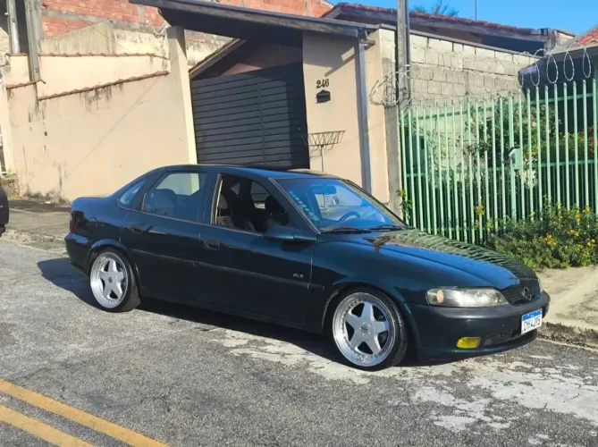 Chevrolet Vectra GL 2.2 / 2.0 MPFI 1998