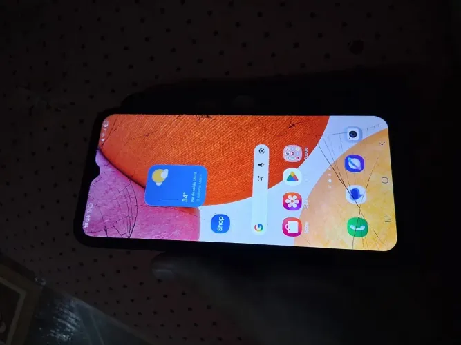 Vendo meu Samsung A14com apenas 1 trinco