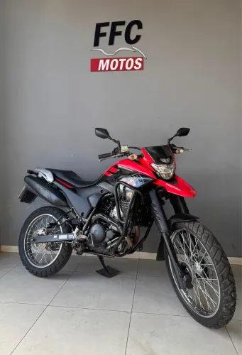 Lander 250 ano 2023 abs IPVA 2026 pago Faço Financiamento
