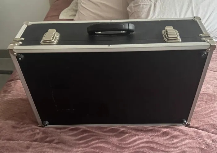 Pedalboard e Hard Case para pedais e pedaleiras