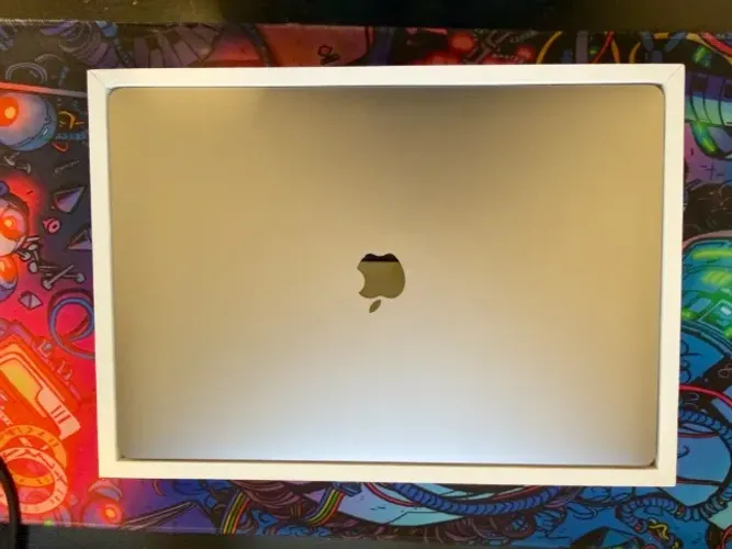 Apple Macbook Pro Intel Core I9, 32gb, Ssd 1tb - Usado