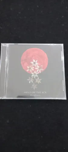 Cd swallow the sun 