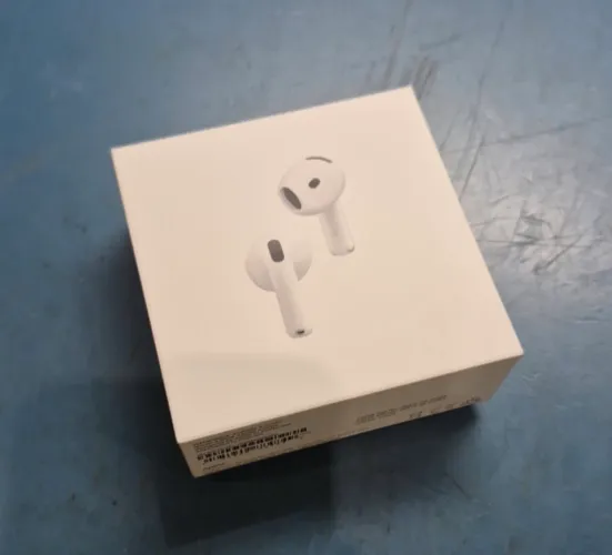 AirPods 4 com cancelamento de ruído + Garantia