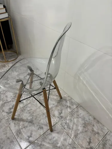 Cadeira transparente tok & Stok 