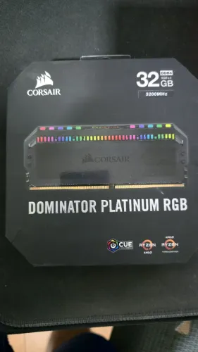 Memória RAM Corsair Dominator Platinum RGB 32GB (4x8GB) DDR4 3200Mhz
