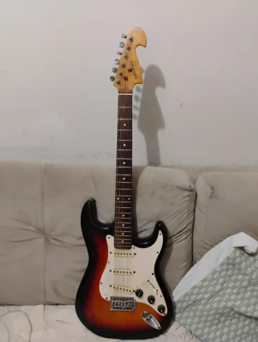 Guitarra Memphis by Tagima