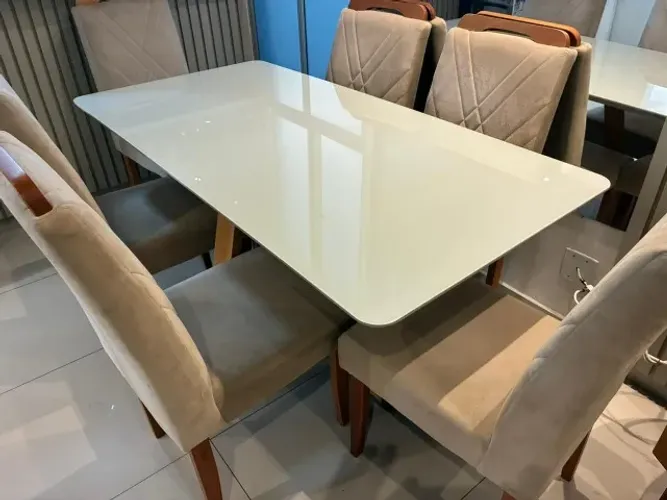Mesa de jantar retangular