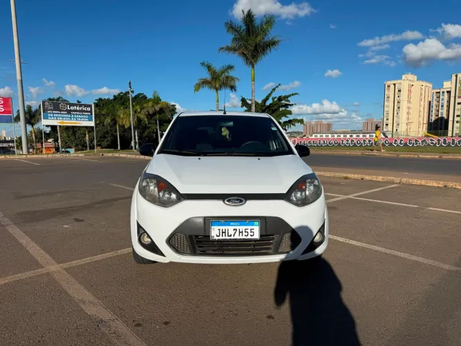 Ford Fiesta S 1.0 8V Flex 5P 2014