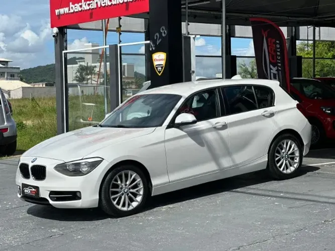 BMW 118IA / Urban/sport 1.6 TB 16V 170cv 5P 2014