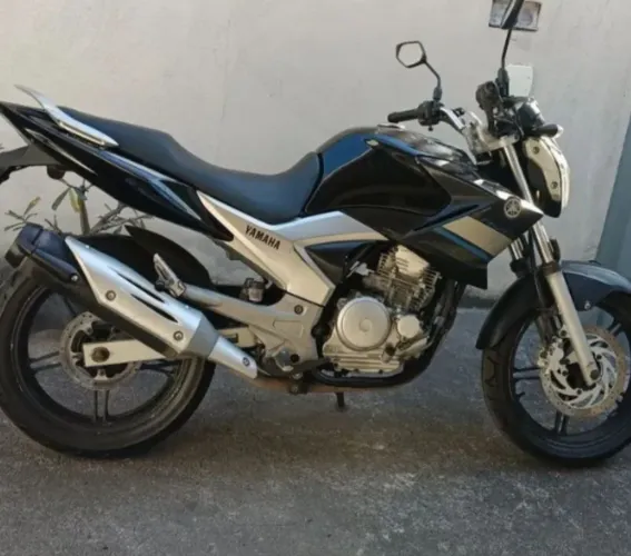 Yamaha Fazer 250 14/14