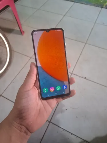 Vendo celular Samsung A23 5G, 128 GB com nota fiscal. Faço entrega 
