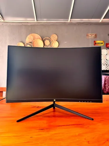 MONITOR CURVO 180HZ/24?/FULLHD (PEGO SEU USADO NA TROCA)