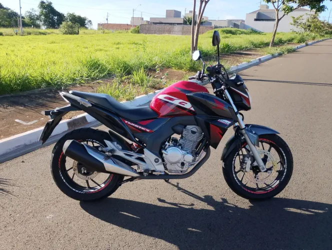 Cb 250f Twister 20/20