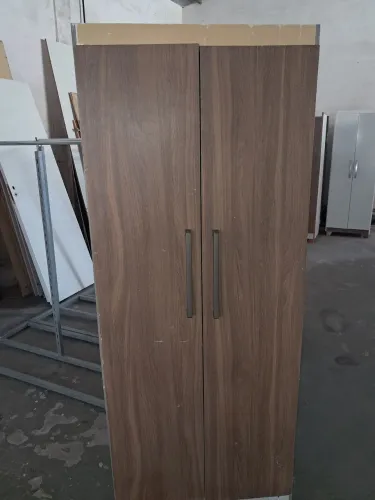 Guarda roupas 2 portas usado